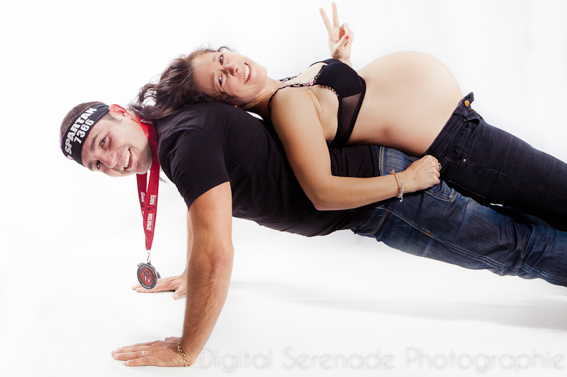 Séance photo Grossesse – Fond Blanc – Ensuès – Céline - Grossesse, Studio